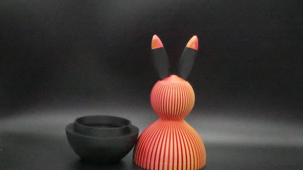 Japandi Osterhase (Geschenkfach) Rotgold / Schwarz (matt)