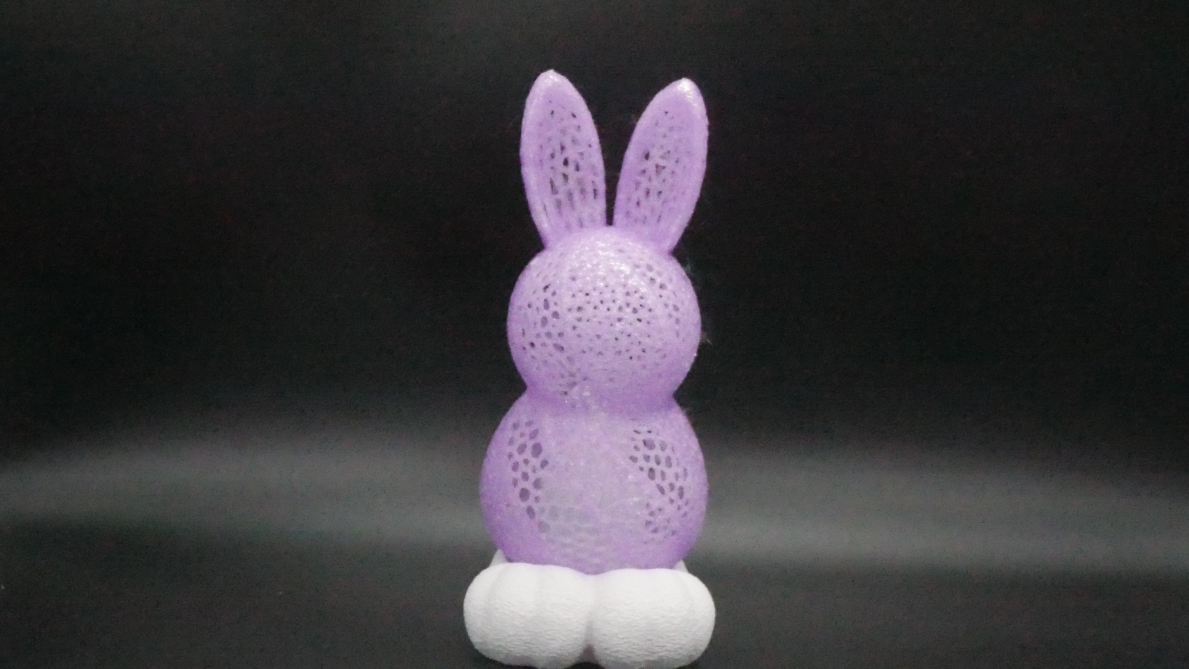 Osterhase  Durchsichtiges Lila
